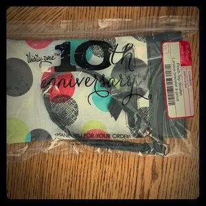 Thirty-one Pinch-Top Wristlet